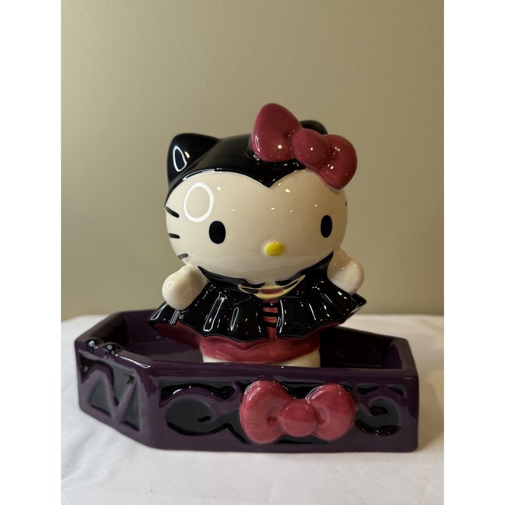 Hello Kitty Halloween Vampire N Coffin‎ By BlueSky Ceramics NEW HARD 2 FIND 2025